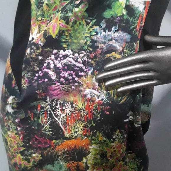 Mario Serrani Italian Floral & Black Midi  pencil Dress Sz 4 - Picture 6 of 10